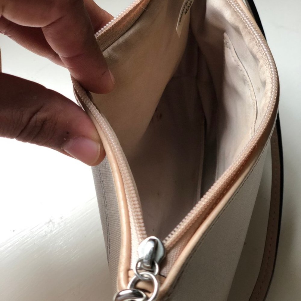 Coach Crimson Horse and Carriage NY Logo Wristlets - Picture 6 of 7